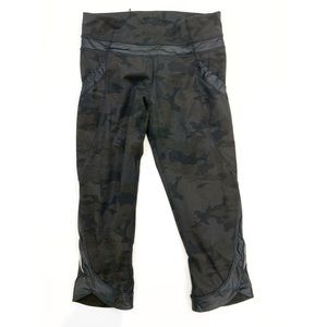 Lululemon camo crop leggings 4